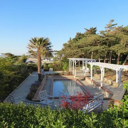 La Mer, A La Campagne En Normandie, Proche Du Mont St Michel * Lolif